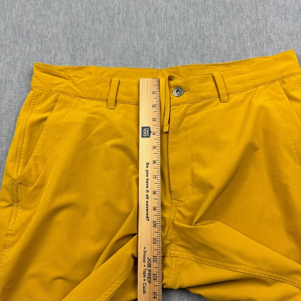 The North Face Shorts Men 36 Yellow Stretch Rolling Sun Packable Flashdry Zip 9